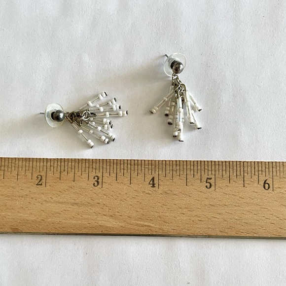 NWOT Lot of Four Pairs of Black and White and Silver Earrings - Picture 4 of 8